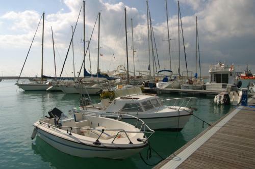 Bed & Breakfast Pozzallo Motel Nautico