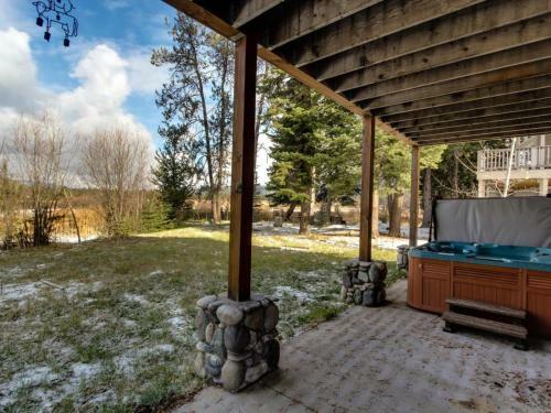 Cedar Lane Golf Course Home