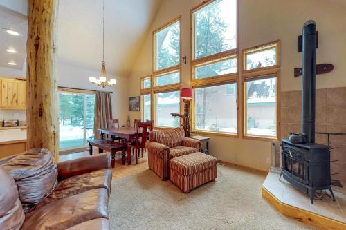 Conifer Family Cabin
