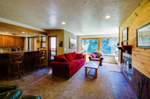 Payette Riverfront Family Condo