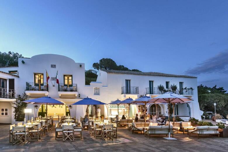 Albergue Rafael Cafe