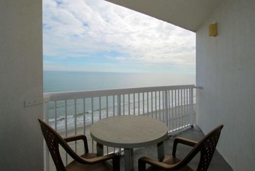Apartamento Sands Ocean Club 1127/1128 Condo