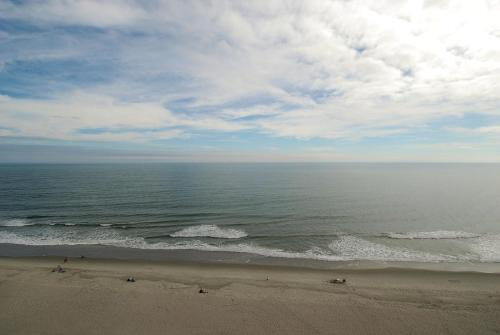 Apartamento Sands Ocean Club 1127/1128 Condo