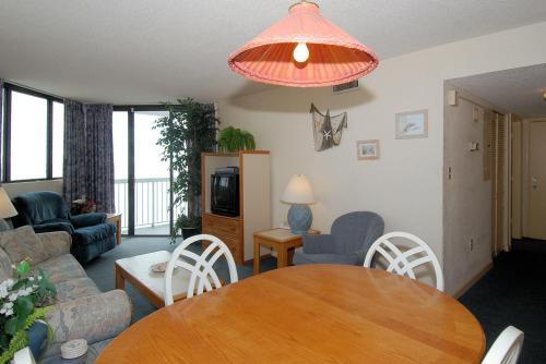 Apartamento Sands Ocean Club 1127/1128 Condo