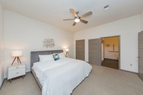 Capitol Mall 2br Apartment In Downtown Nashville