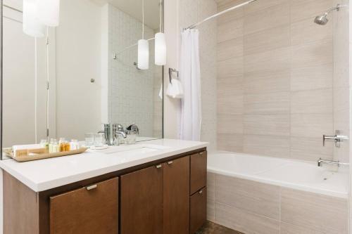 Apartamento Premier Loft In Historic Downtown Building