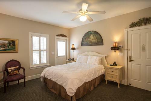 Gruene River Hotel & Retreat