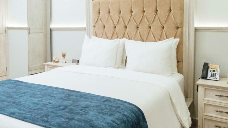 Hotel Royalty