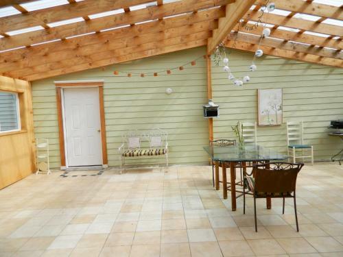 English Boarding Rooms