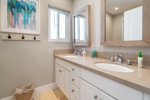 Apartamento 906 East Oceanfront Unit Abc 8 Bedroom Condo
