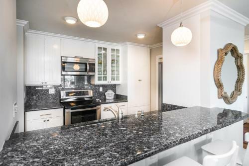 Apartamento 600 East Oceanfront 2b 3 Bedroom Condo