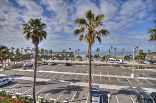 Apartamento 600 East Oceanfront 2b 3 Bedroom Condo