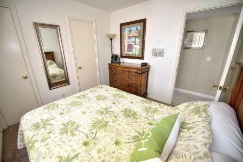 122 36th St (68237)