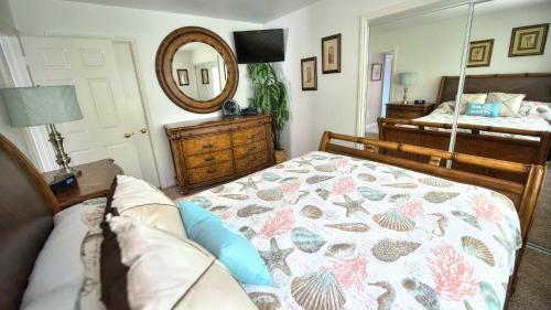 122 36th St (68237)