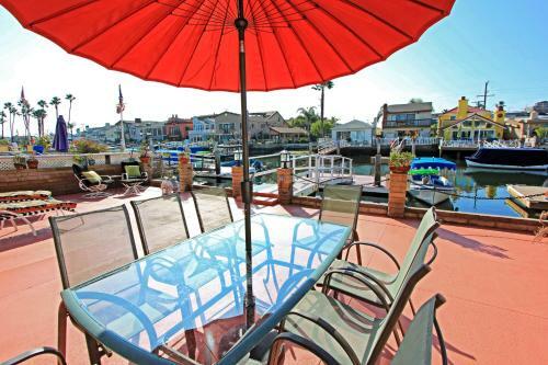 3909 Marcus Ave (68392)