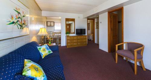 Panoramic Motel & Apts.