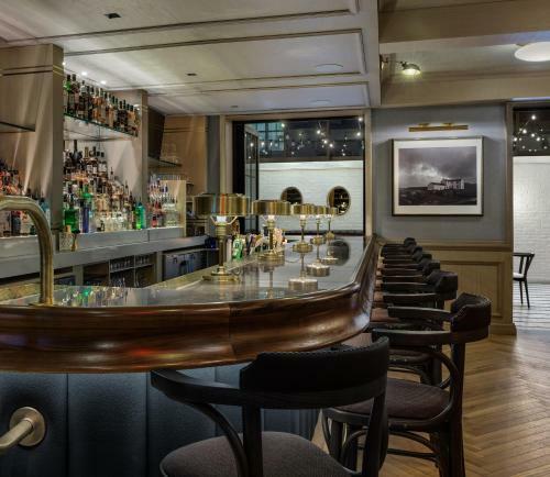 Merrion Row Hotel And Public House
