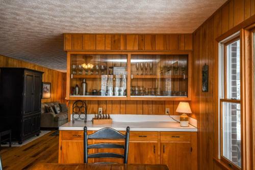 Fish Inn Four-bedroom Holiday Home