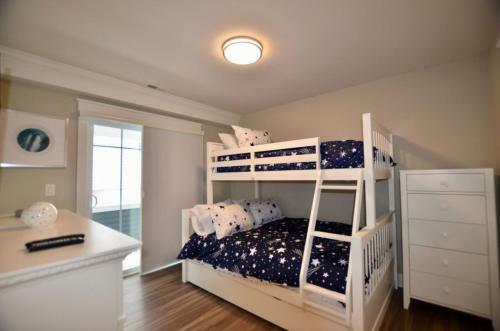 Oc924 Ocean Ave-1
