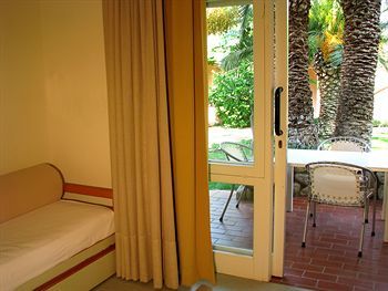 Hotel Villaggio Club Baia Del Sole