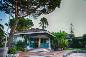 Hotel Villaggio Club Baia Del Sole