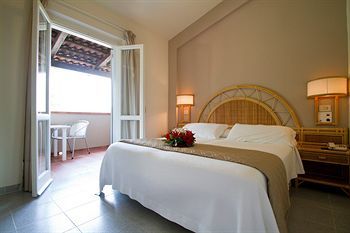Hotel Villaggio Club Baia Del Sole