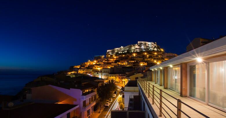 Janus Hotel