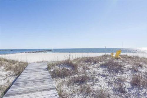 Grand Pointe 605 Home