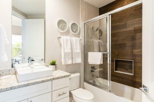 Summerville Resort By Columbia Management