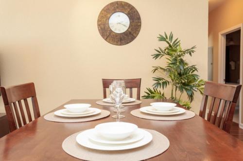 Cayview Three-bedroom Apartment 229