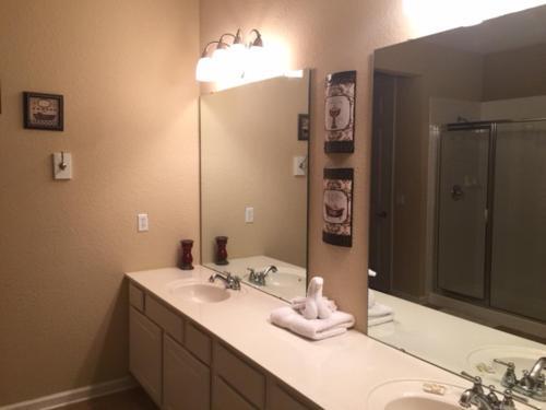 Viz Cay Shoreway Condo 10101