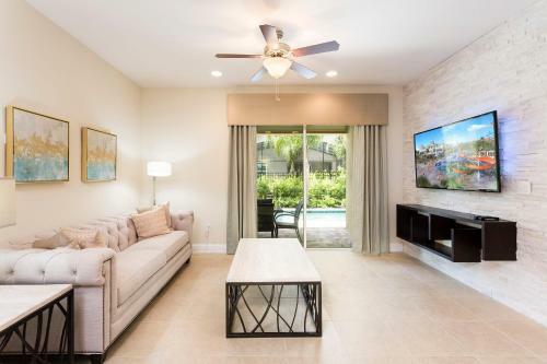 Luxury Villas In Encore Waterpark