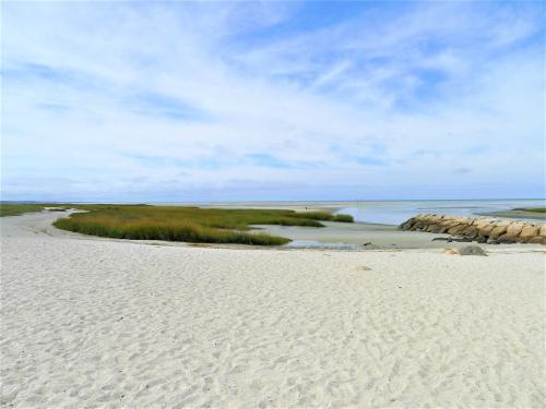 64 Rock Harbor - 3 Bedroom
