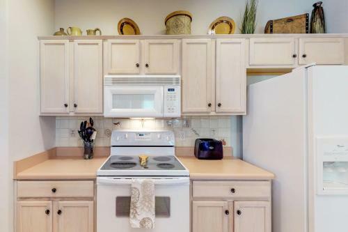 Apartamento Vistoso Casitas Golf 1 #101c