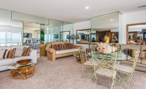 1015 Mandalay Beach Road Home