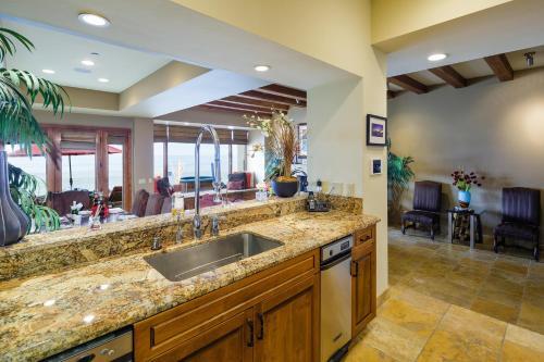 1417m - 1290467 Magnificent Mediterranean Home