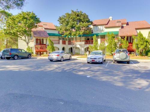 The Inn At St. Thomas Square #1208a
