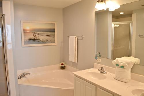 Apartamento Sunrise Beach 1506 - 1417175 Condo