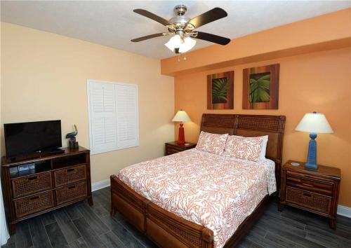 Treasure Island 804, 2 Bedroom, Beachfront, Wifi, Sleeps 8