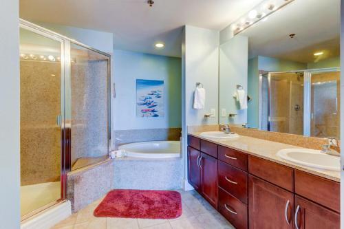 Laketown Wharf #1306
