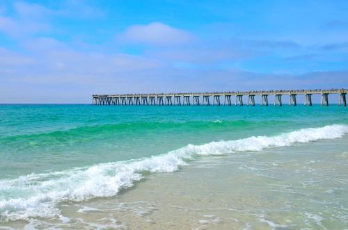 Apartamento 15100 Front Beach Rd Studio Unit 1105 Condo