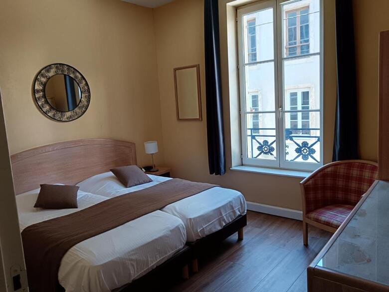 Hotel H�tel Du Th��tre