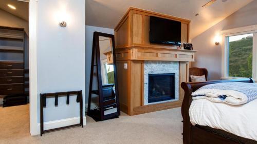 Bluebird Haus E1055
