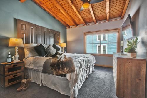 Apartamento Historic Charmer With Balcony On Main