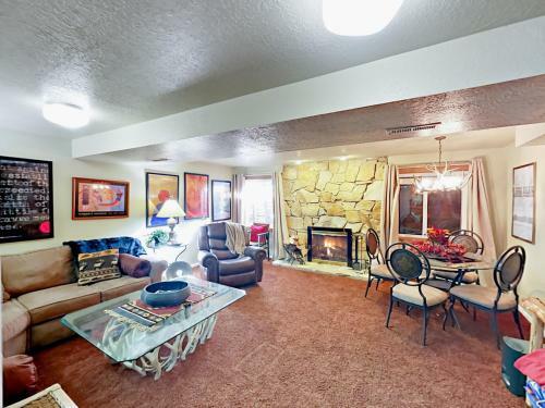 1667 West Village Round Road Home