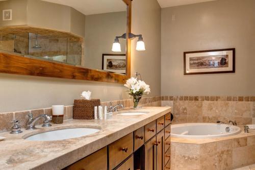 Abode At Silver Star