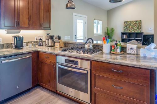 Deer Mountain Retreat