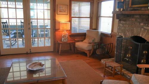 Sea Hearth II Home