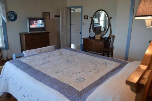 Ellerbe C Home