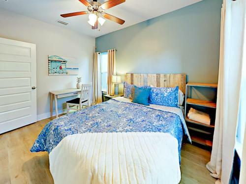 Tropical Retreat Double Gate Home Home